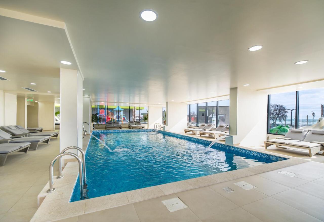 Sonnenstrand Apartment - Spa N Pool Beach Resort Mamaia Esterno foto